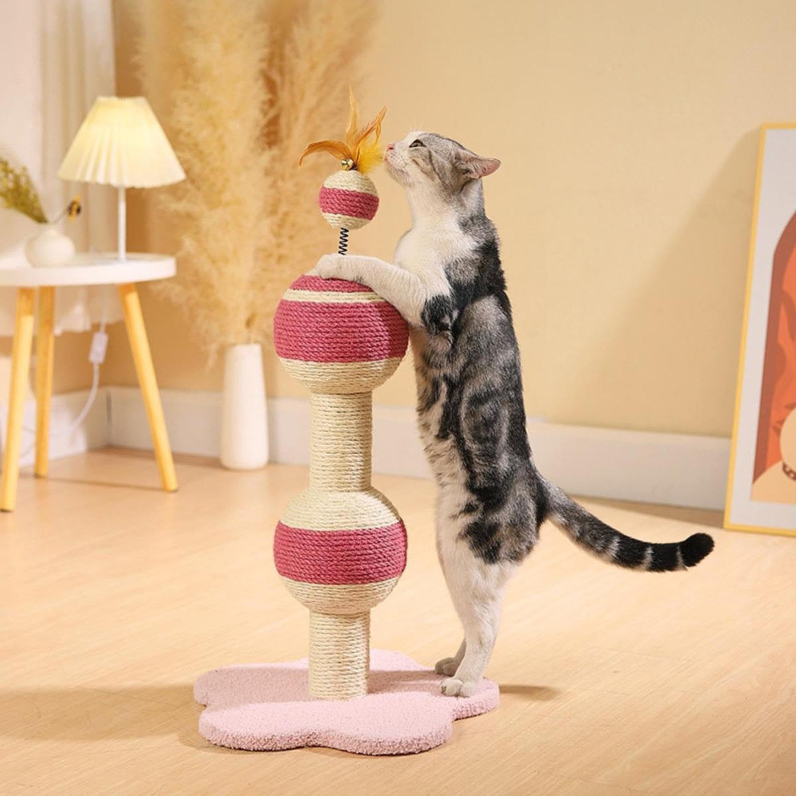 Tiragraffi verticale per gatti con campanello, gioco interattivo, progettato, stabile, in sisal, per gatti felici, tiragraffi da interno per con