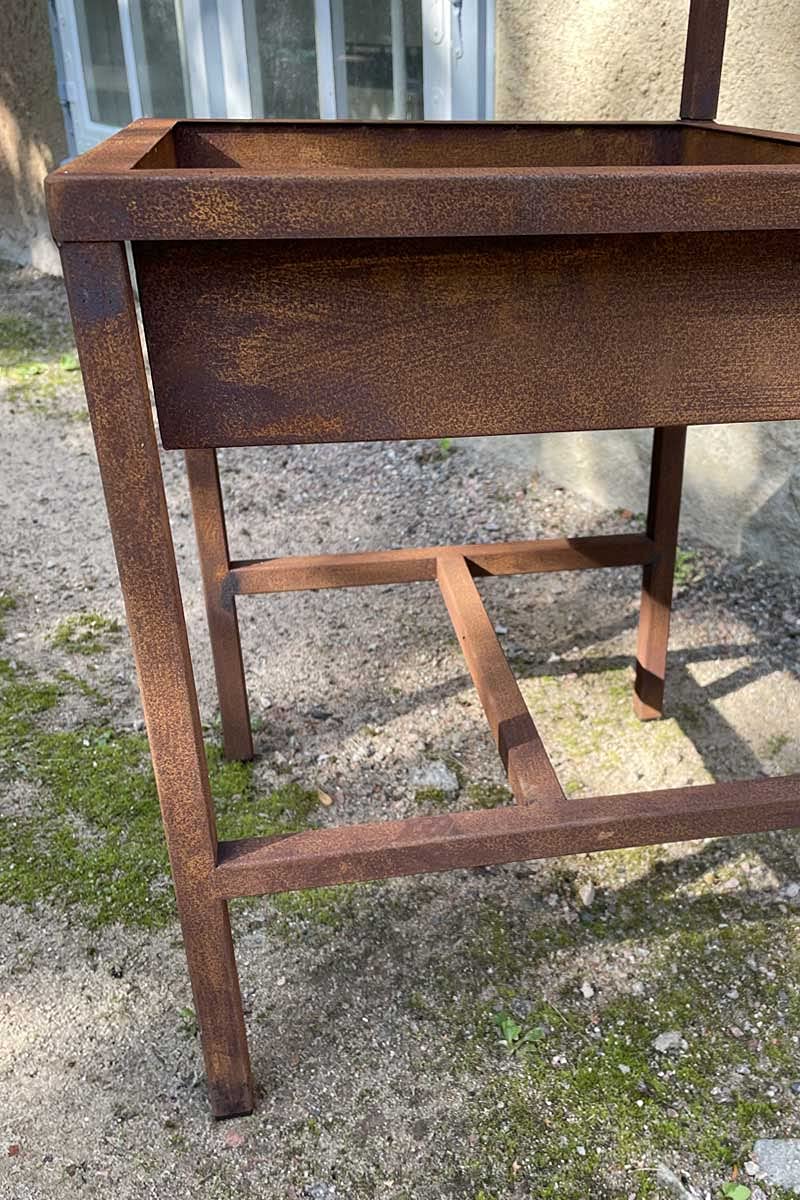KUHEIGA Stuhl zum Bepflanzen aus Metall,H: 90cm, Edelrost Stuhl Garten, Pflanzstuhl Garten Metall