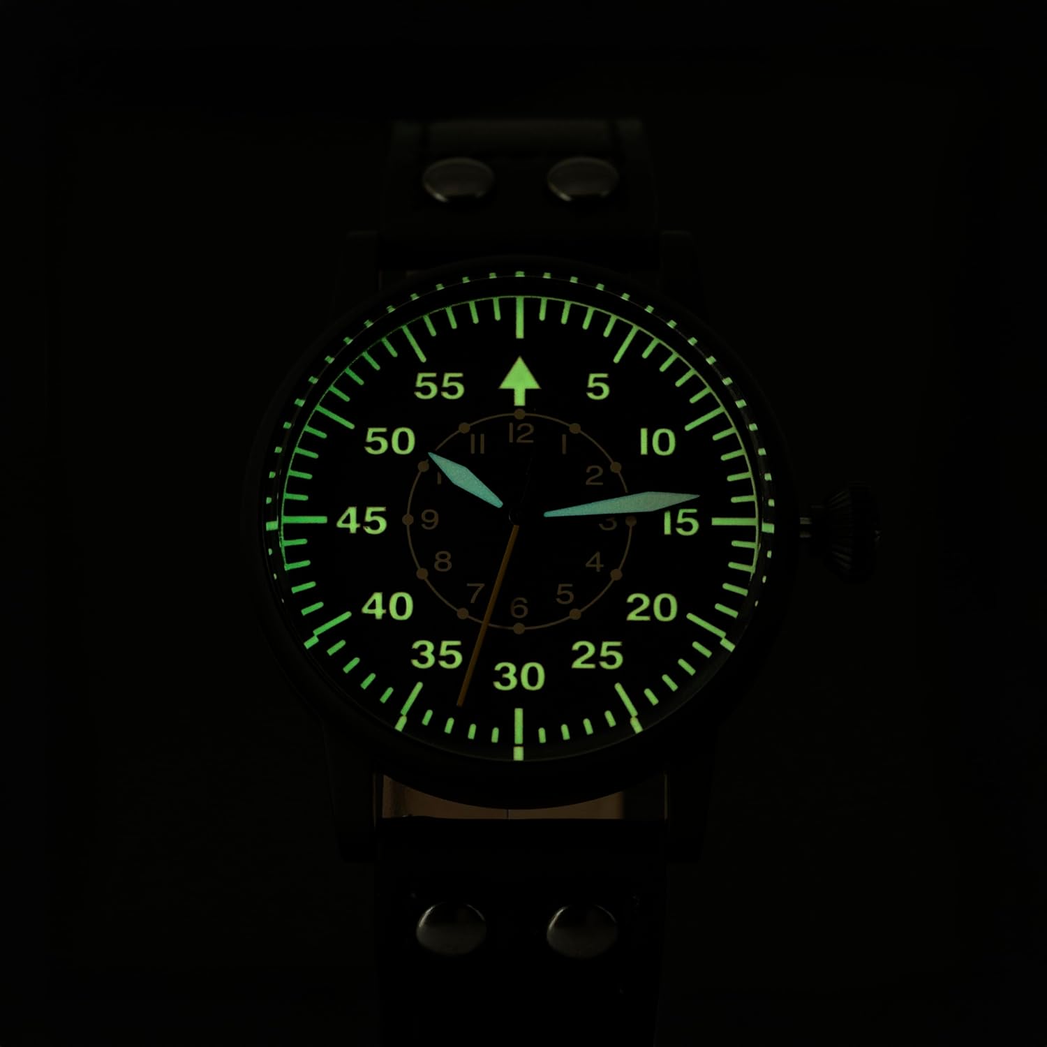 WARTIME | WW2 Military Watch - Vintage Luftwaffe Watch, Swiss-Quartz Movement with Genuine Leather Strap and 10 ATM Water Resistant. The Perfect WW2 Memorabilia. Mens Watches for Ever