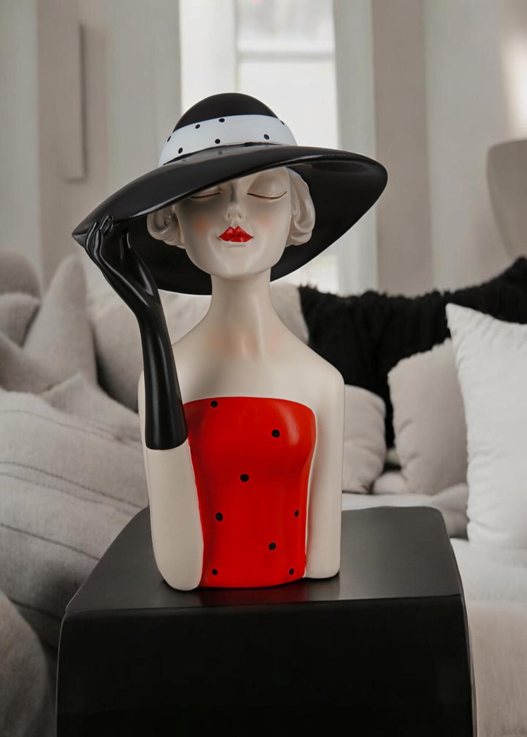 GILDE Dekofigur Frau Lady mit schwarzem Hut Kunstharz rot schwarz 29,5 cm