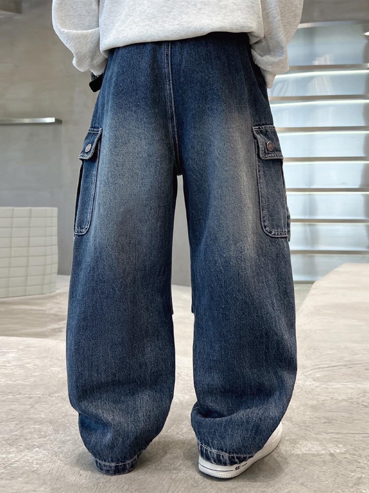Rolanko Jeans Larges Garçons, Jogger Cargo en Denim à Jambe Évasée avec Multiples Poches, Pantalon à Taille Élastique pour Enfants