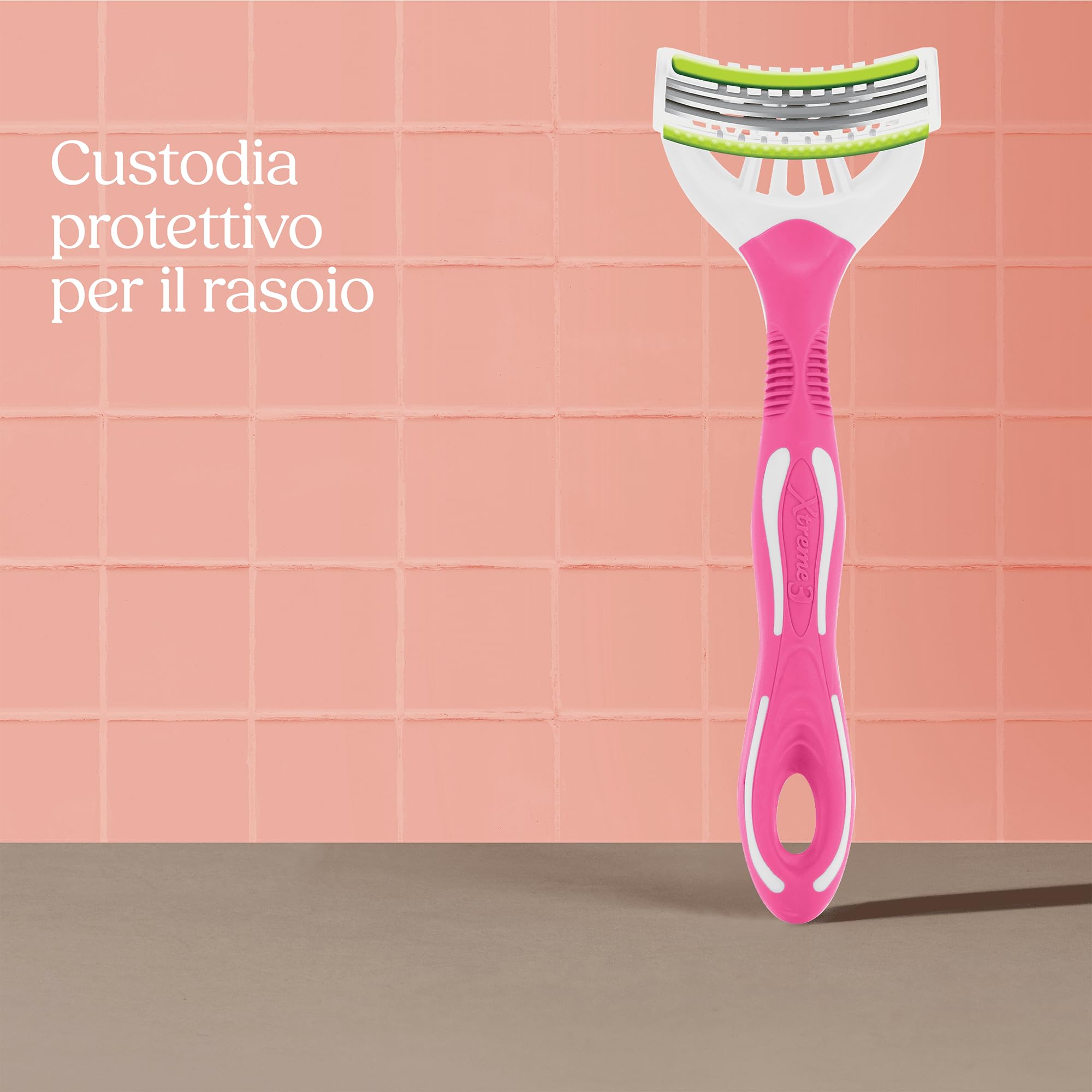 Wilkinson Sword myIntuition Xtreme 3 Comfort Sensitive rasoi da donna monouso, confezione da 4 rasoi per pelli sensibili da donna e 2 rasoi omaggio