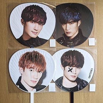 【専用】SixTONESうちわ SixTONES うちわ・Liveグッズセット 9枚 バッグ付き - メルカリ