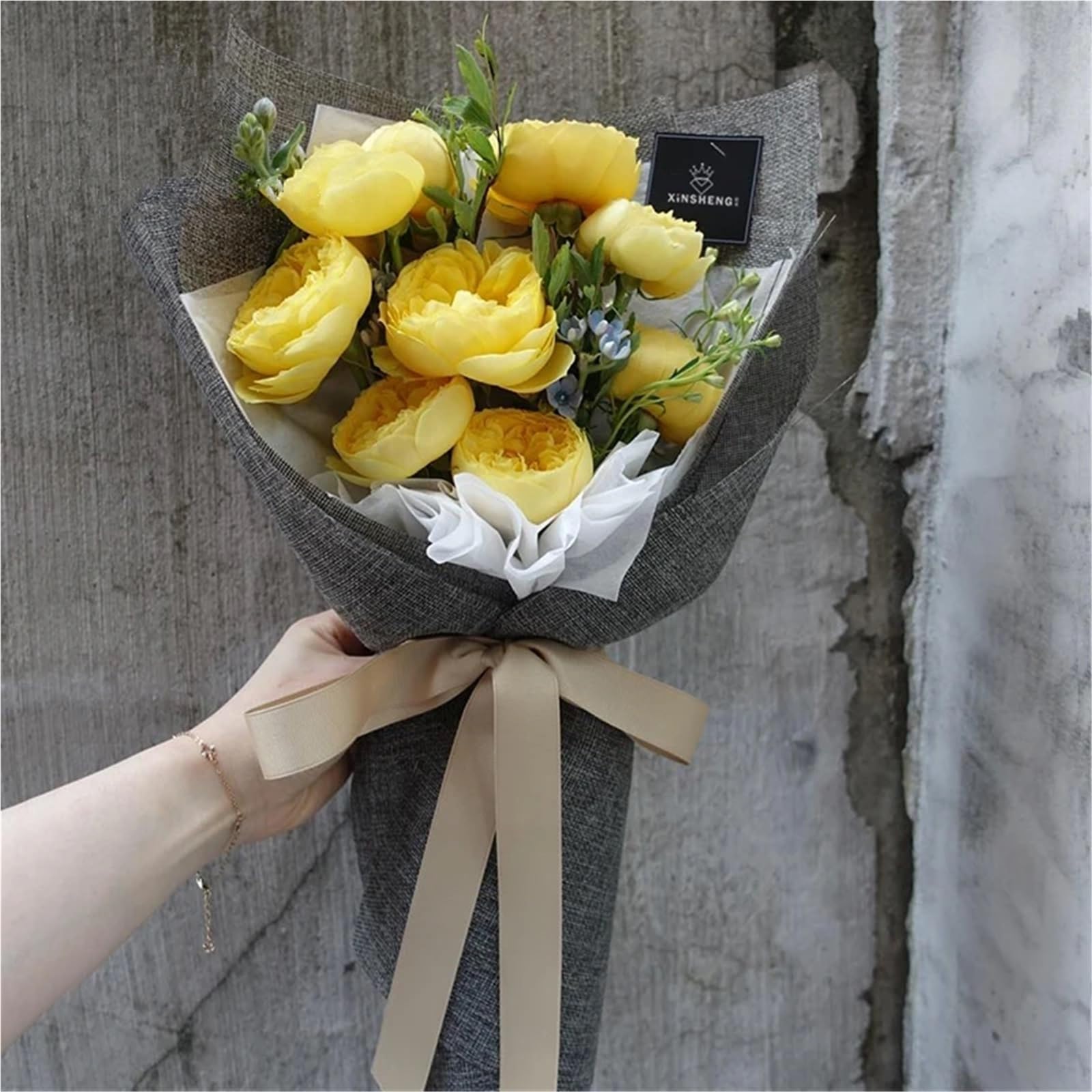 Farbiges Geschenkpapier, Leinen, Blumen-Geschenkpapier, leinenähnliches Aktenpapier, Blumenstrauß, Verpackungszubehör FüR Geburtstag(Light brown)