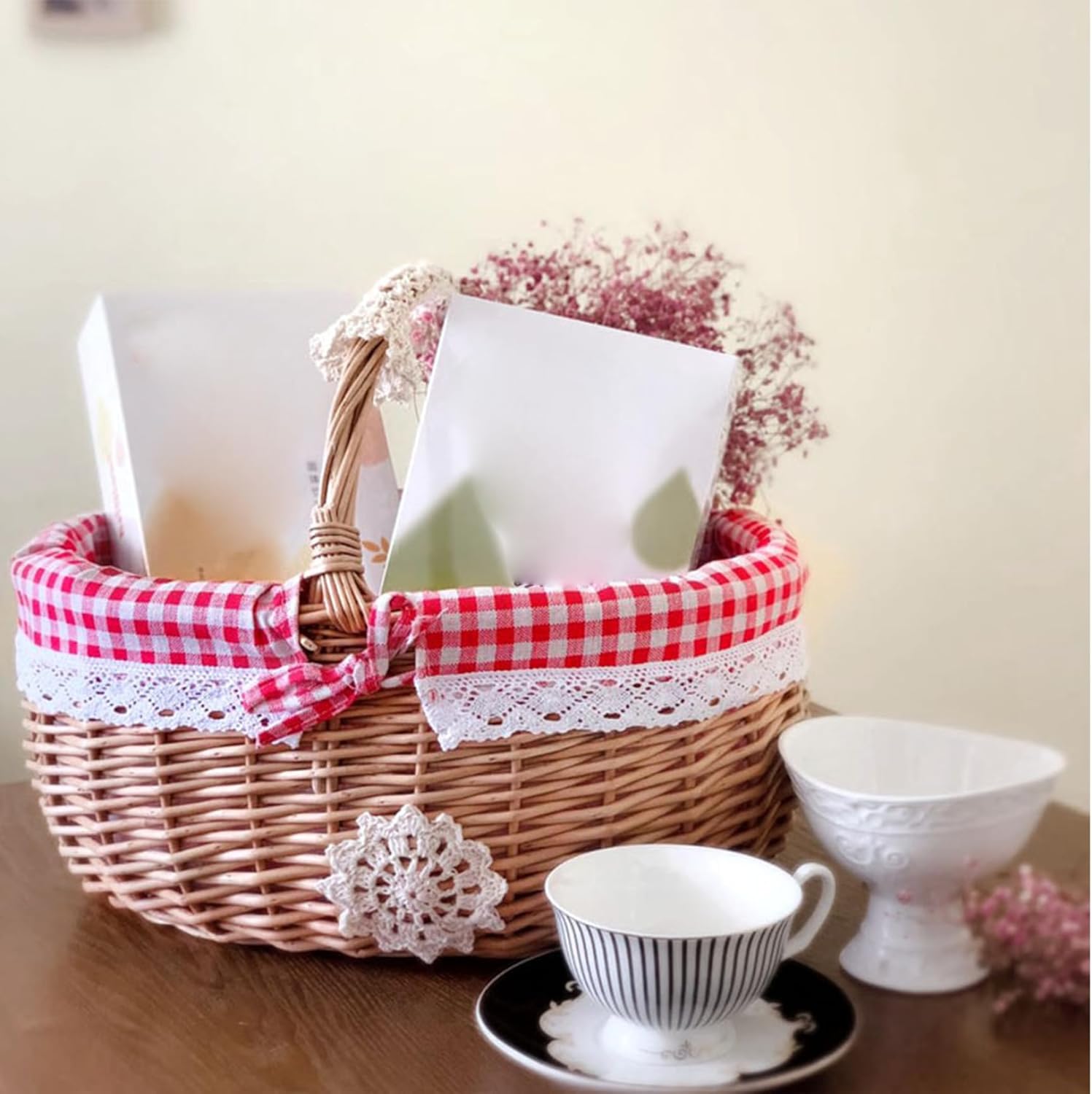 Picnic Basket Wicker Basket with Handle & Removable Liner Woven Hamper Candy Storage Wine for Eggs, Flowers, Wedding, Kitchen Decor 11.8x9.1x5.9'' M