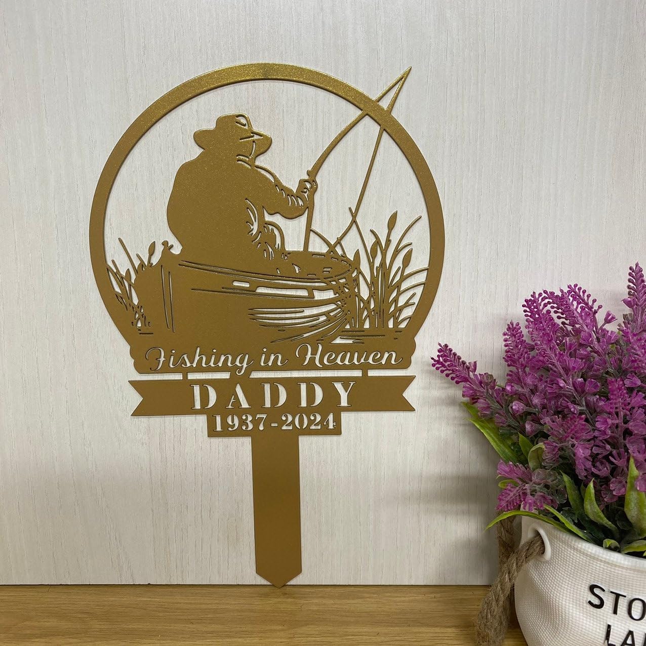 Weiyaliy Multi Custom Fisherman Memorial Stake Fishing Memorial Fisher Memorial Gift Fisher Gift Dad Loss Dad Sympathy Sign Fishing Decor Angler Tribute Outdoor Enthusiast Gift Engraved Plaque