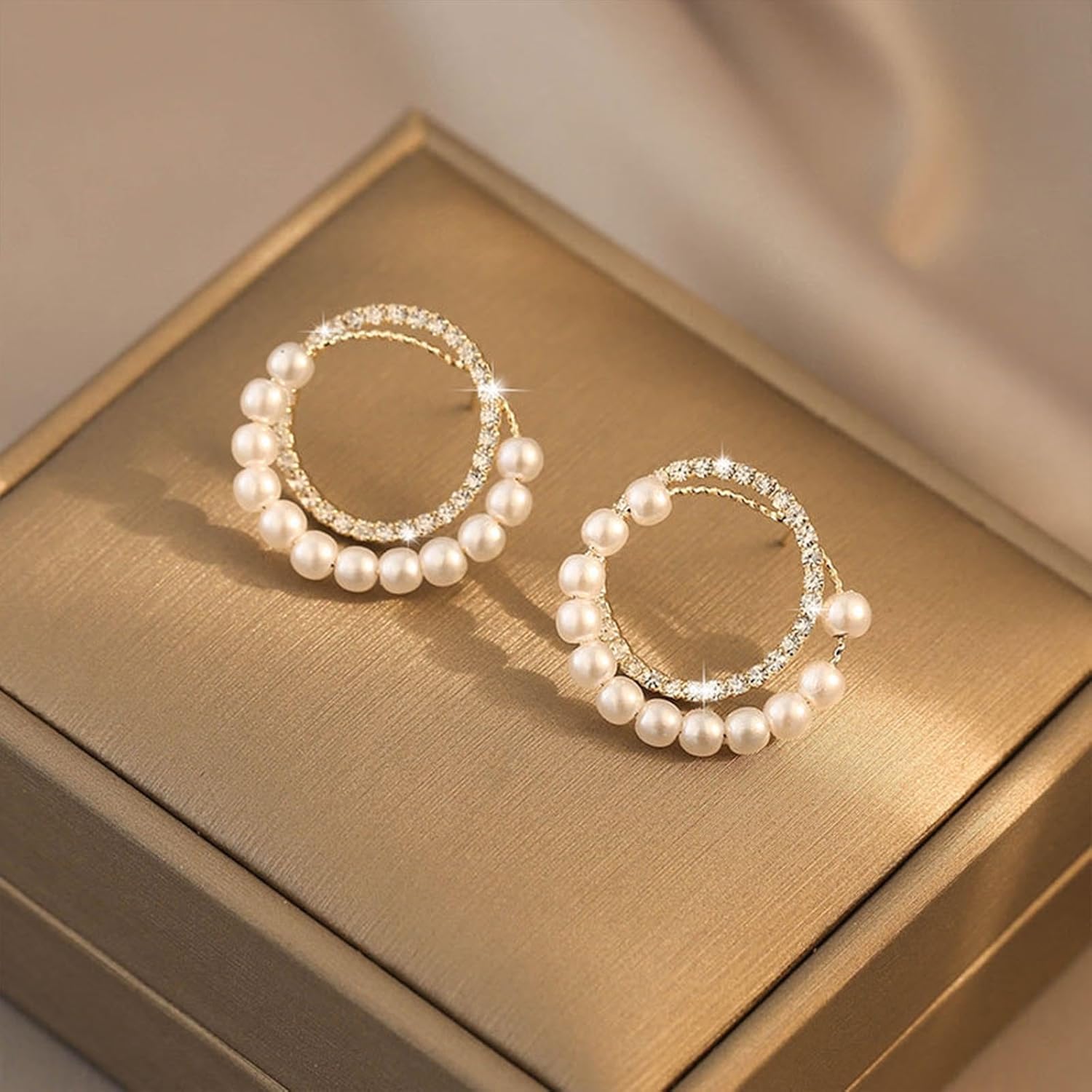 W WEILIRIAN Bohemian Pearl Circle Drop Earrings Hollow Circle Earrings Crystal Circle Stud Earrings Gold Geometric Earrings Jewelry for Women - Image 4