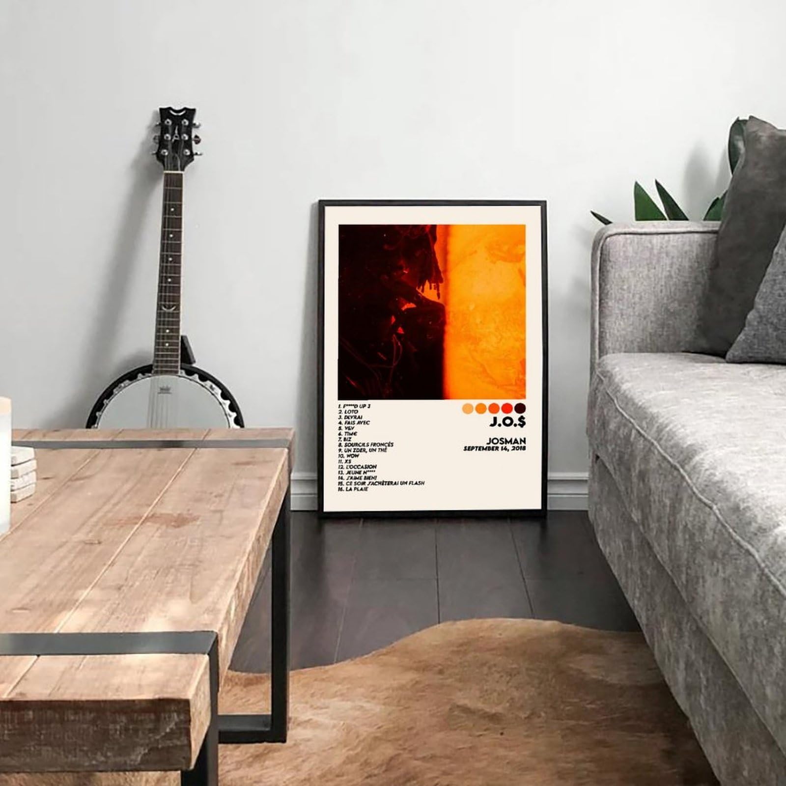 Waterproof posters: smooth paper and will not tear