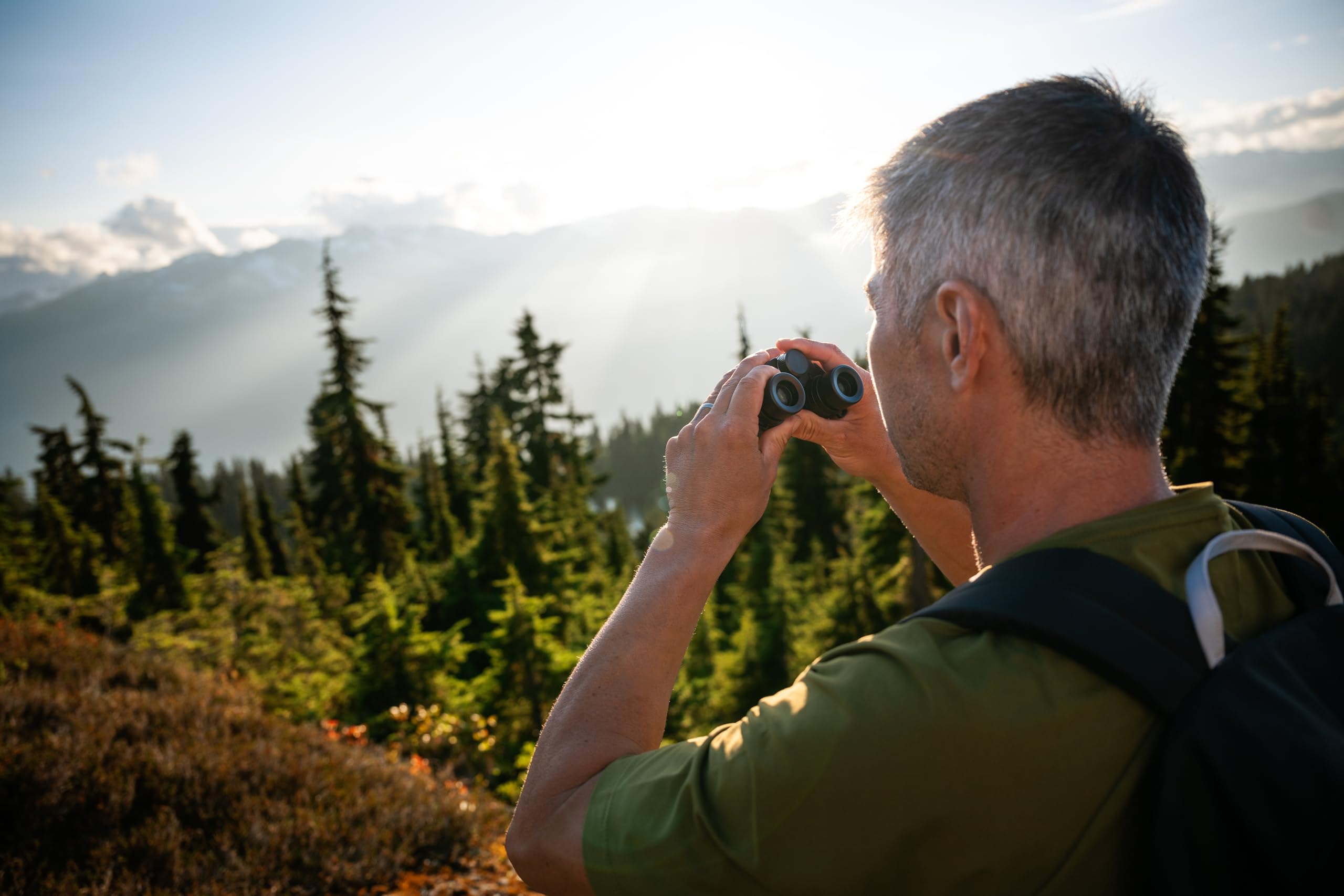 Nikon Fernglas STABILIZED 12X25 S (kompaktes und ultraleichtes Fernglas mit Bildstabilisierung)
