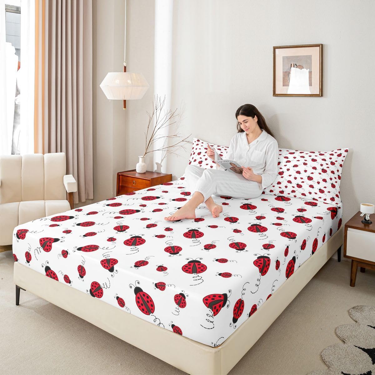 Cartoon Ladybug Fitted Sheet Twin Size Red Ladybugs Bedding Sets for Kids Child,Cute Ladybird Bed Sheets Beetles Bugs Pattern Bedding Decor Set Chic Nature Art Lady Beetle Wild Animal Room Decor