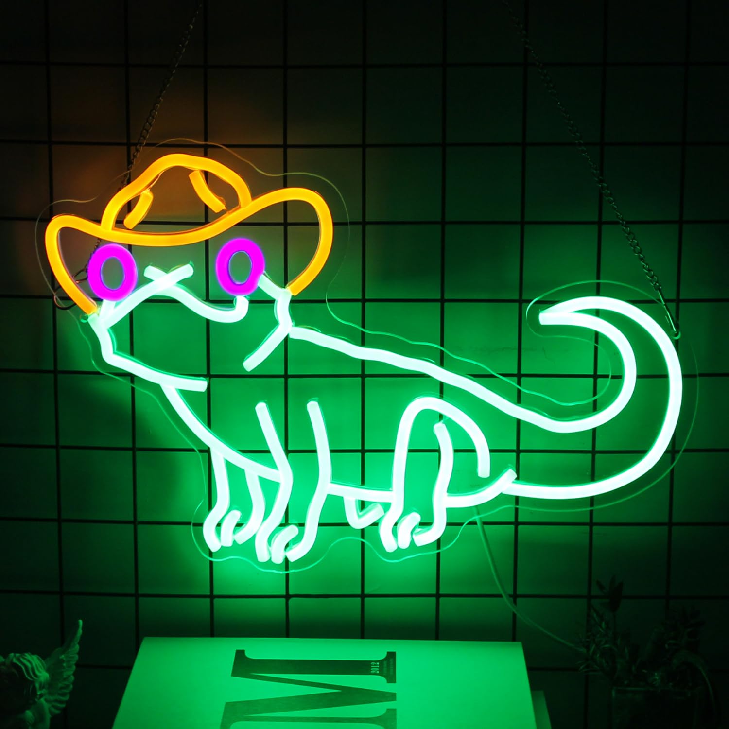 Cowboy Green Iguana Neon Sign Lizard Neon Lights Reptile with Cowboy Hat LED Signs for Wall Decor Anime Neon Light Sign Animal Light Up Signs for Kids Bedroom Game Room Birthday Party Decor