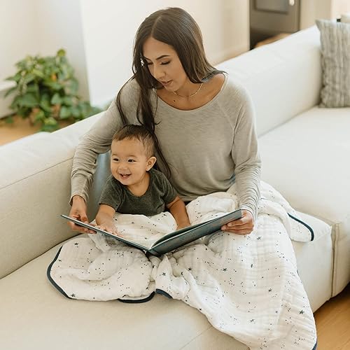 Vista 78 de Little Unicorn - Colcha de algodón original de muselina extrasuave de varias capas, para bebés y niños pequeños (planetas)