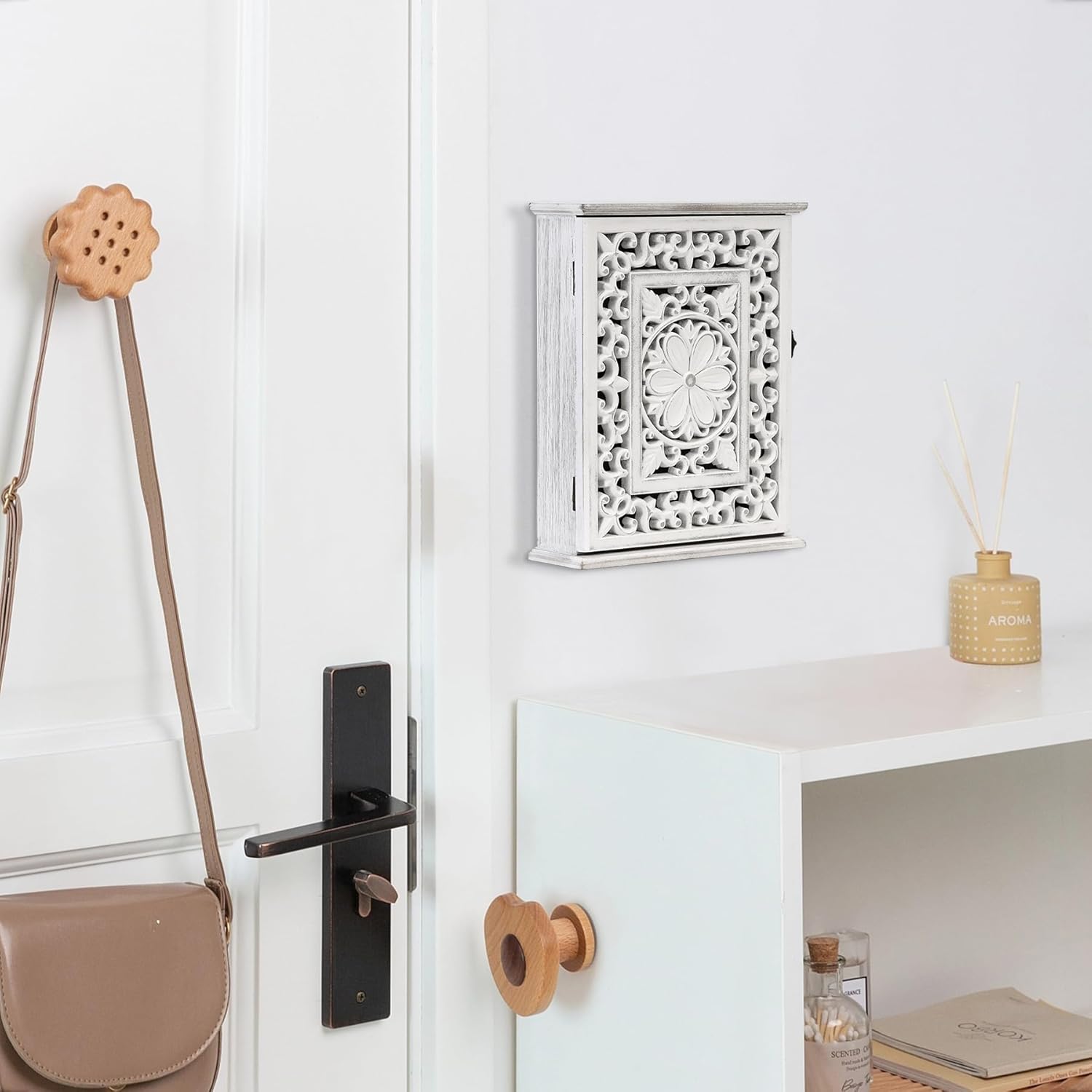 Wooden Key Holder for Wall, Key Box Key Cabinet, Key Hooks Wall Mounted Key Hangers Rustic Decorative Key Rack with 6 Key Hooks for Home Office Entryway Hallway Bedroom Living Room