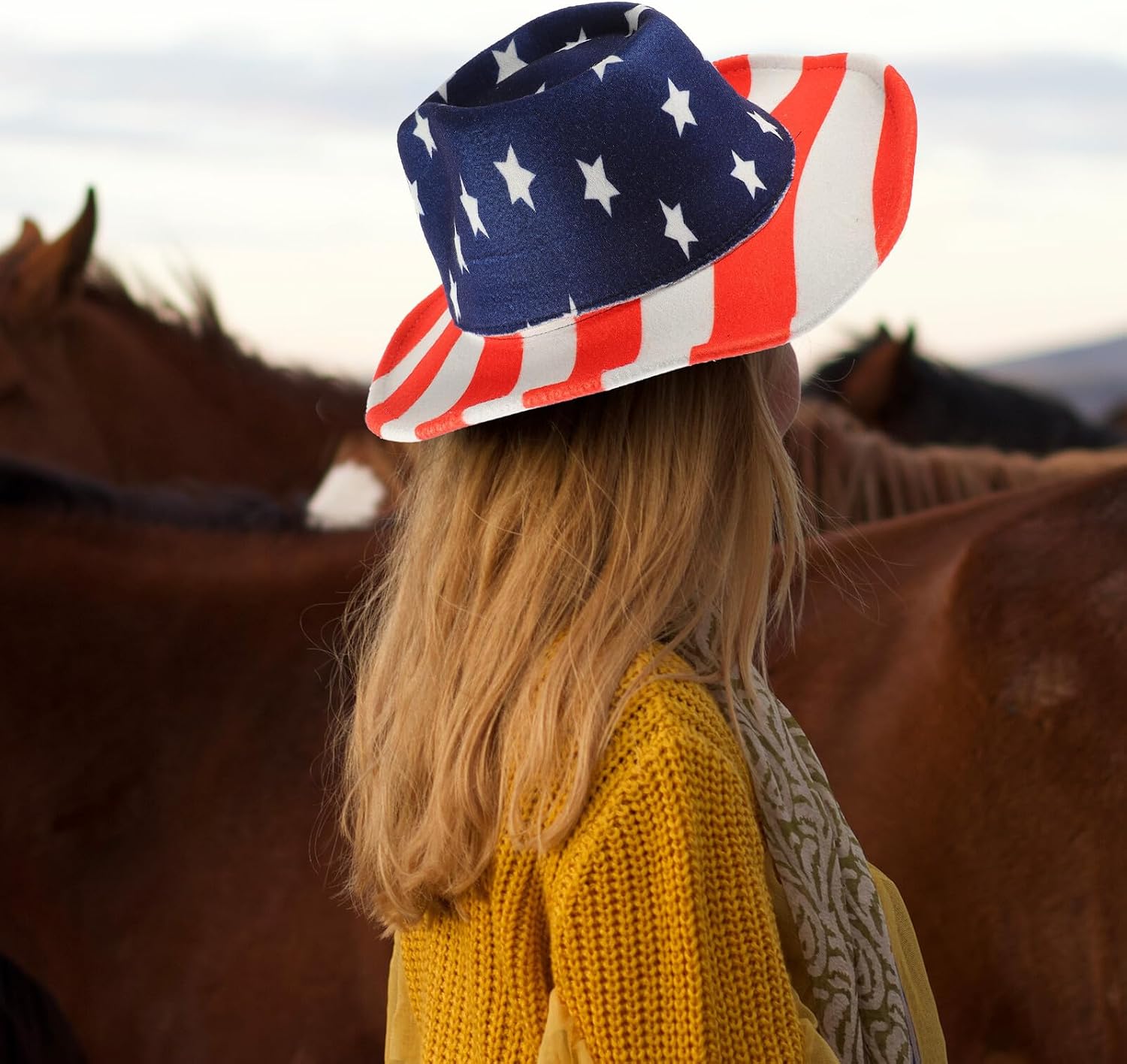 Patriotic American Flag Cowboy Hat Western Style Hat for Men and Women with Star Pattern and Wide Brim Suitable for 4th of July Party and USA Celebration Multi