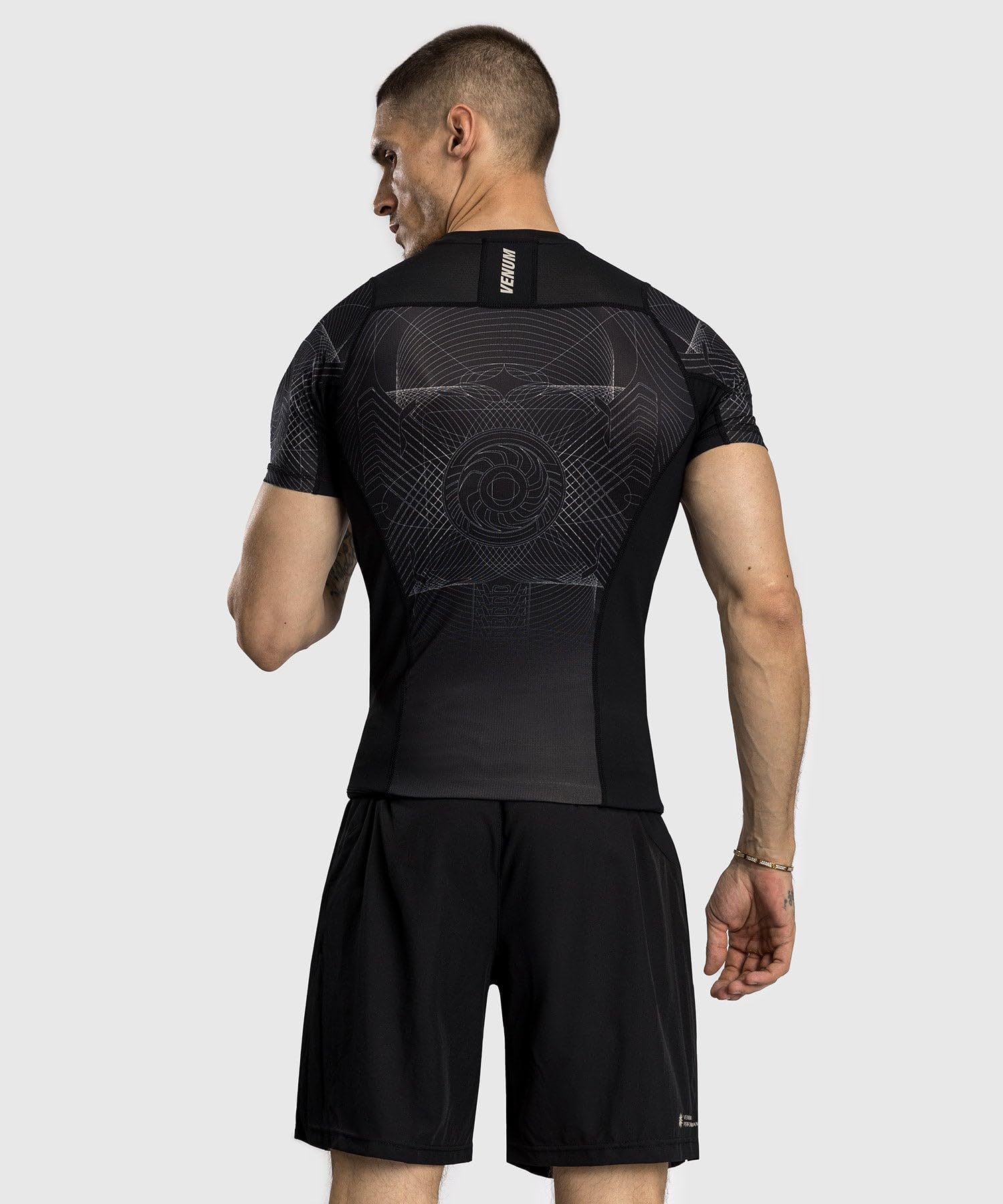 Venum Herren Venum G-fit Air Men's Short Sleeve Rashguard Kurzärmeliger Rashguard (1er Pack)