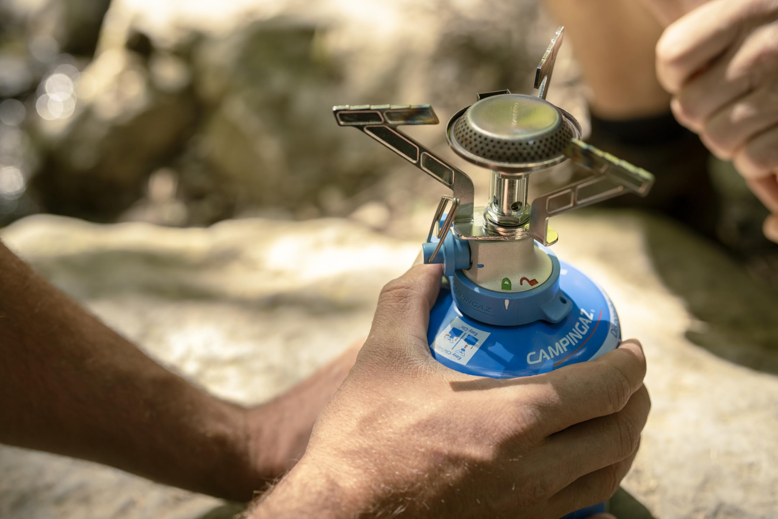 Campingaz Twister Connect PZ Herd | Mit Easy Clic Anschluss und Dual Lock Funktion | Leichter 1-Brenner Gaskocher | Einzelbrenner | Leistungsstarke Leistung 2900W | Für Camping, Festivals und Wandern