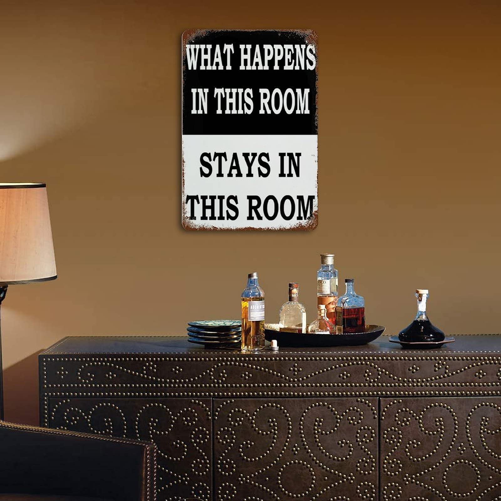 DAGUI Targa Metallica Divertente Per Garage O Taverna – What Happens In The Man Cave Stays – 30x20 Cm Vintage