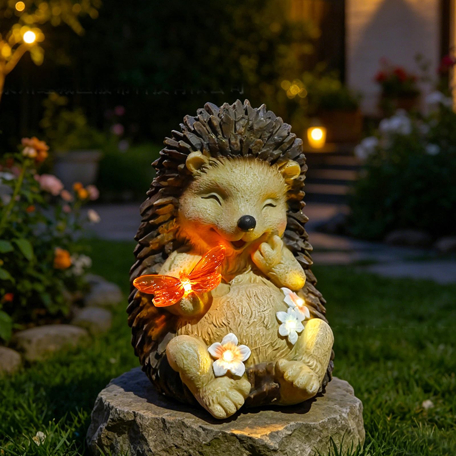 Nexoria Solar Igel Gartenfiguren mit Blumen Gartendeko für Draußen Wetterfest Igel Deko mit Led Lichter Solar Igelfigur mit Schmetterling Gartenleuchte Solarlampe für Garten Balkon (A)