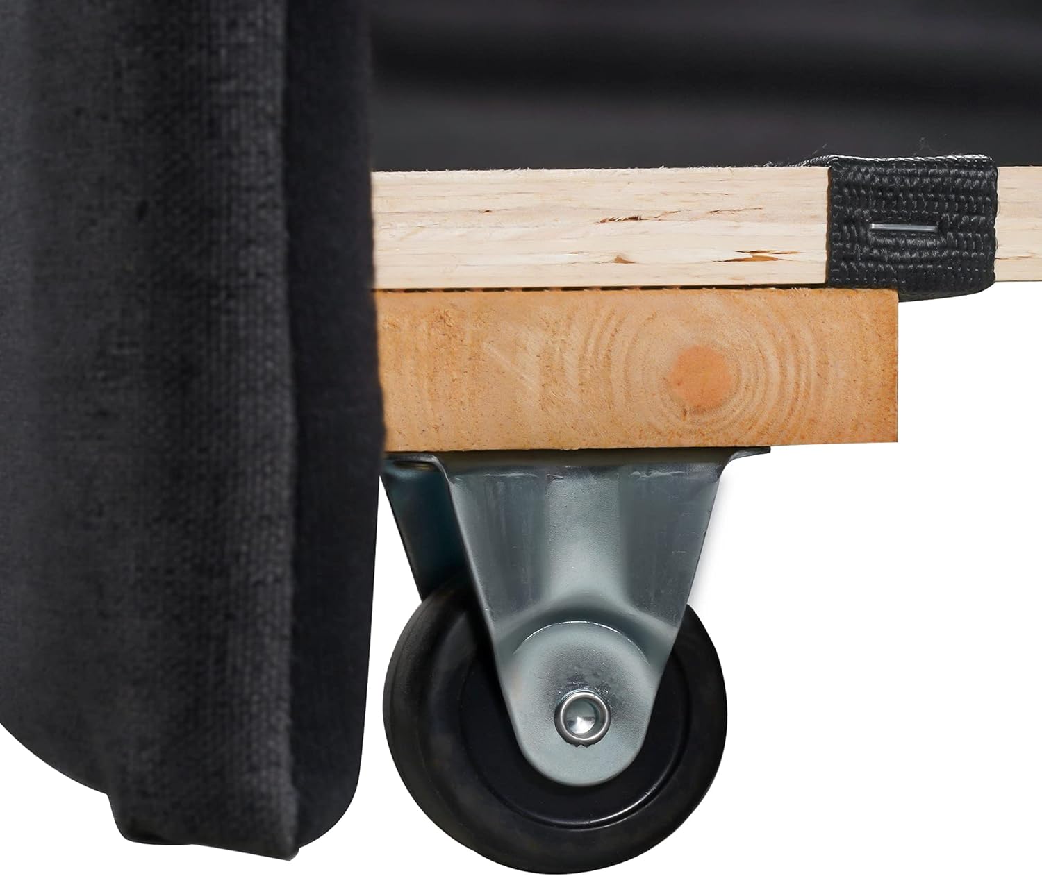 Daybed with trundle extended, ready for use