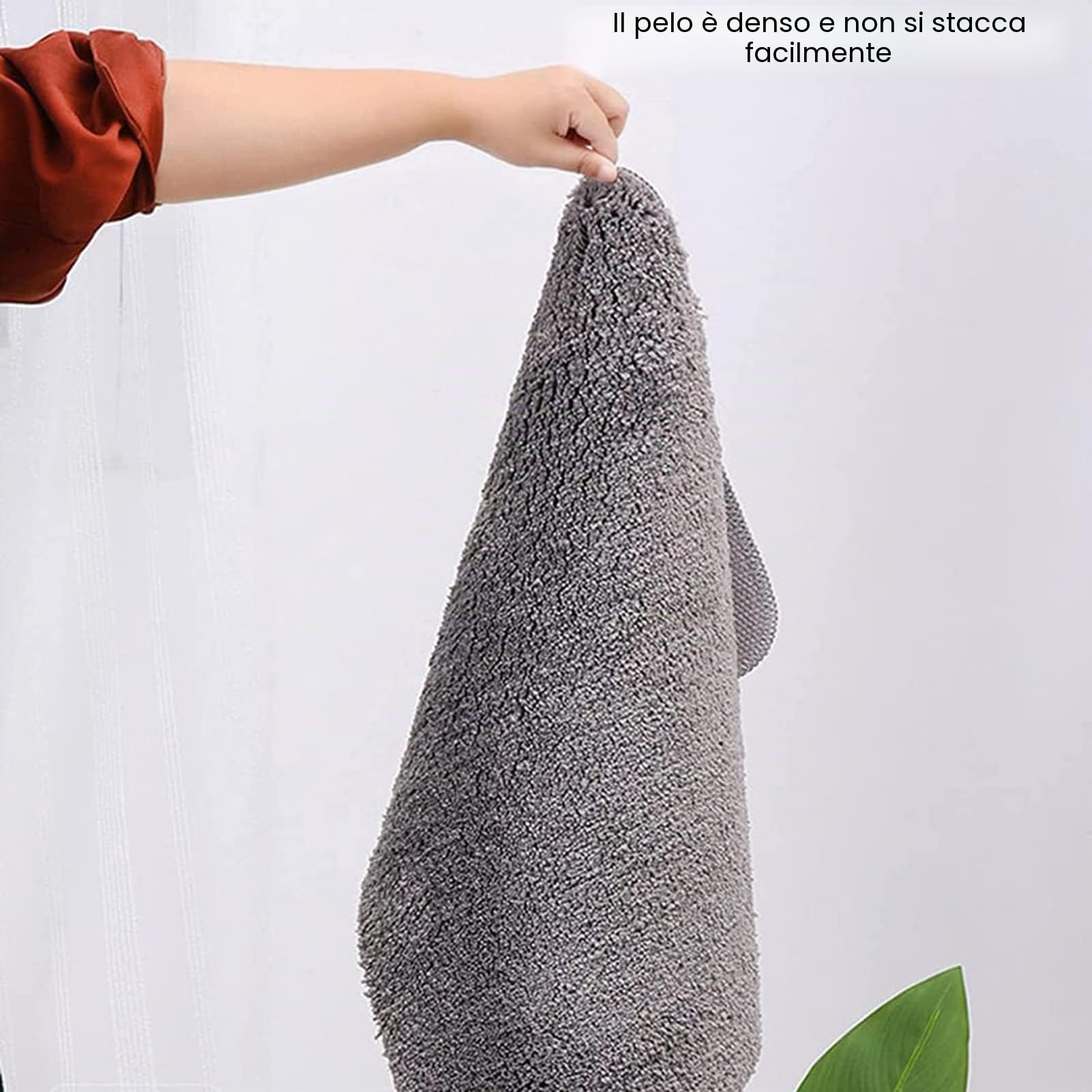 Tappetino da Doccia Curvo, 45x143cm Tappeto da Bagno Antiscivolo, Tappeto per Doccia Semicircolare Morbido e Assorbente Lavabile, per Docce Semicircolare (Grey)