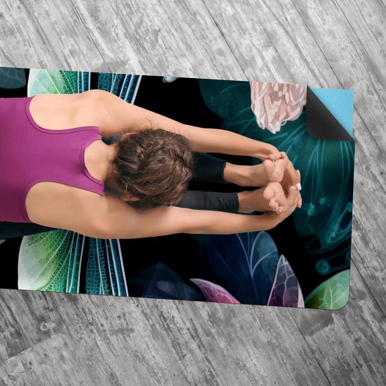 Yoga Towel, Dragonfly Pattern Non Slip Sweat Absorbent Hot Yoga Mat Towel for Hot Yoga, Pilates and Fitness - 72.8" x 26.8"