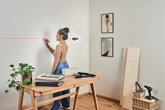 Bosch Home and Garden UniversalWallLevel Çizgi Lazer (2 x pil (AAA) ile)