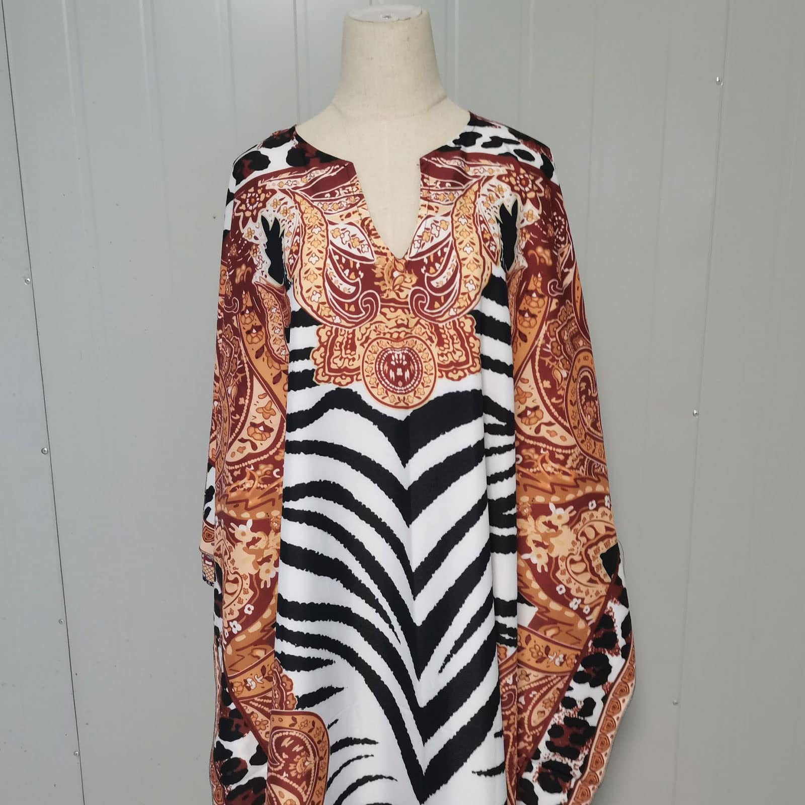 Rivestimento da spiaggia con stampa etnica oversize, caftani, costume da bagno, copritutto da donna