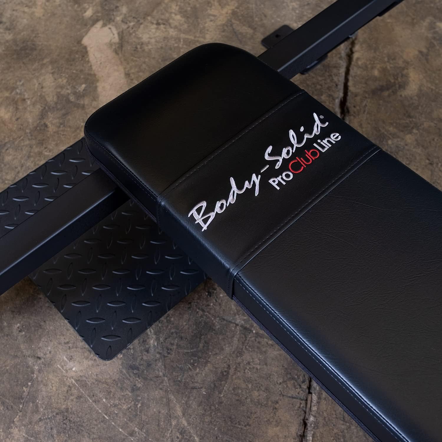 Pro Clubline (SODB250) Decline Bench by Body-Solid - Commercial-Grade Steel Frame, Double-Stitched Upholstery, Perfect -18° Angle for Lower Pecs & Triceps - 1000 lbs Weight Capacity