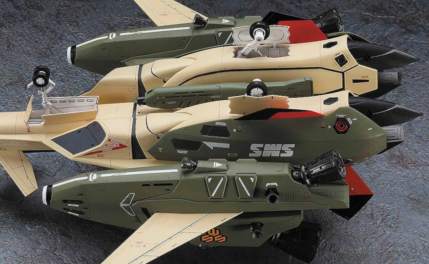 Amazon.com: Hasegawa 1/72 Macross Frontier VF-19EF / A Isamu