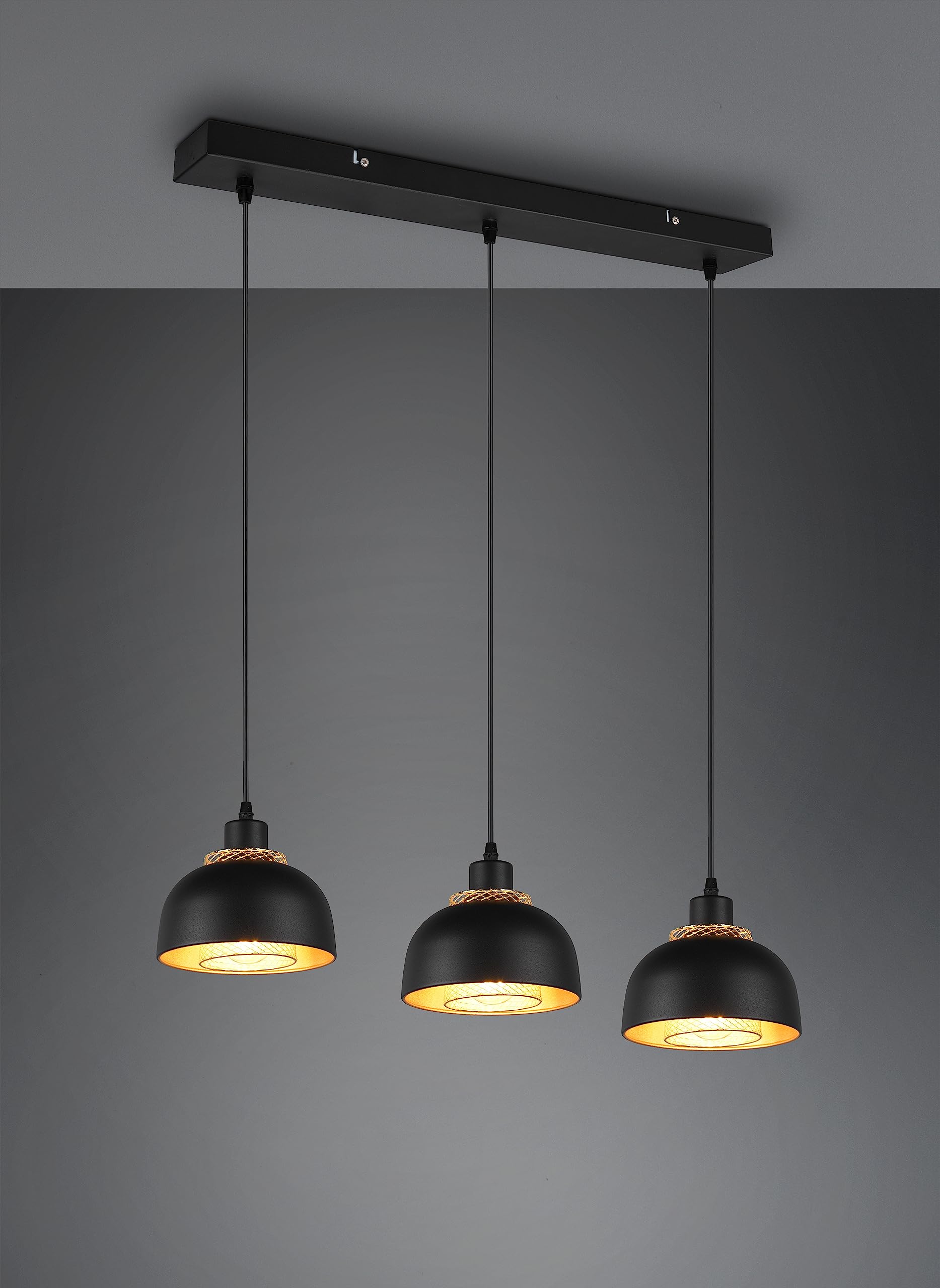 Reality, zawieszenie, dziurkowanie 3xE27, max.40,0 W Korpus: Metal, czarny matowy D:68,0cm, D:18,0cm, H:150,0cm IP20,