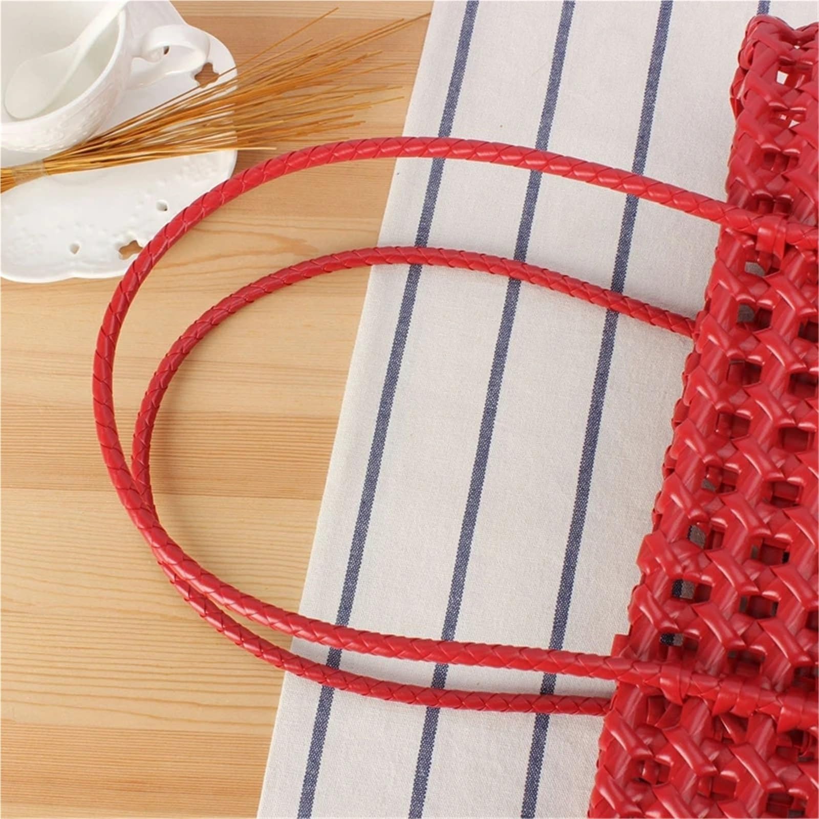 Bolso de Mano Tejido Calado Llegada bolso de cesta diseño hueco for mujer vacaciones en la playa bolsos hombro tejidos Casual versátil diario