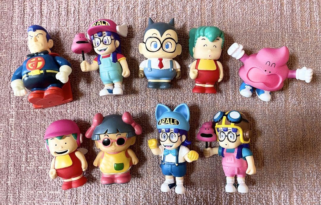 Dr.スランプ　アラレちゃん　ソフビ Amazon.co.jp: ☆Dr.スランプ アラレちゃん☆ソフビ フィギュア 9体