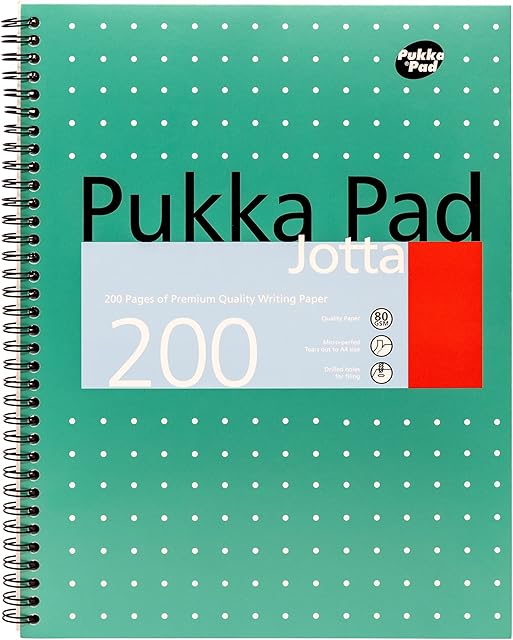 Pukka Pad, Metaliczna książka Jotta A4+ 1 opakowanie 22,5 x 29,6 cm notatnik na spirali z liniami 8 mm i papierem 80 g/m2 zawiera 4-otworowe marginesy i perforowane krawędzie, 200 stron, zielony