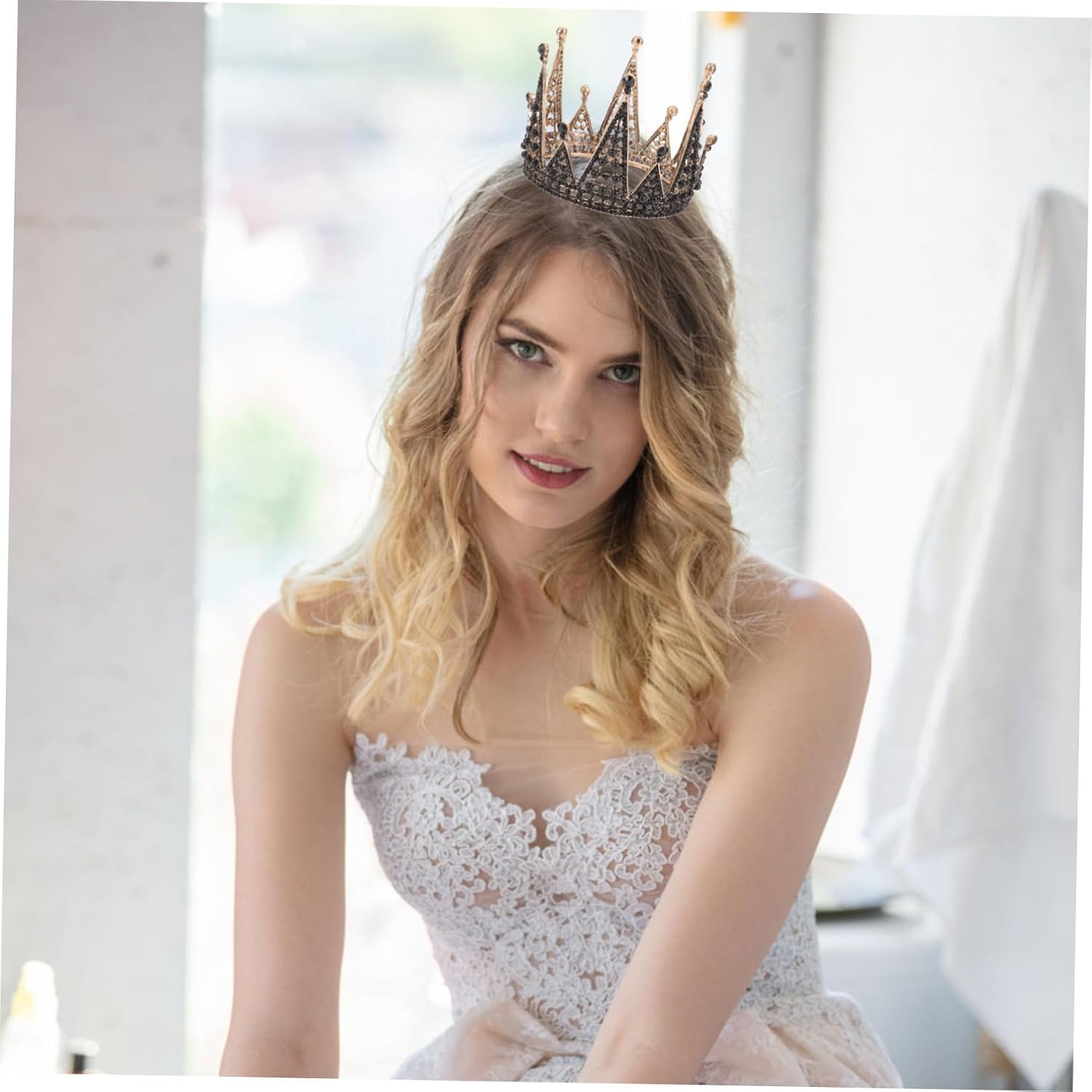 OSALADI Black Baroque Rhinestone Tiara Crown Alloy Bridal Headwear Gothic Queen Headdress for Wedding and Costume Party