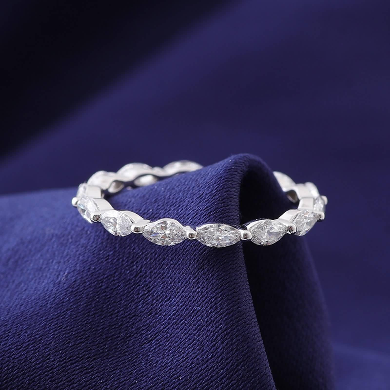 Anillo de graduación, anillo de banda de moissanita marquesa blanca plateada para aniversario, anillo de joyería para mujer