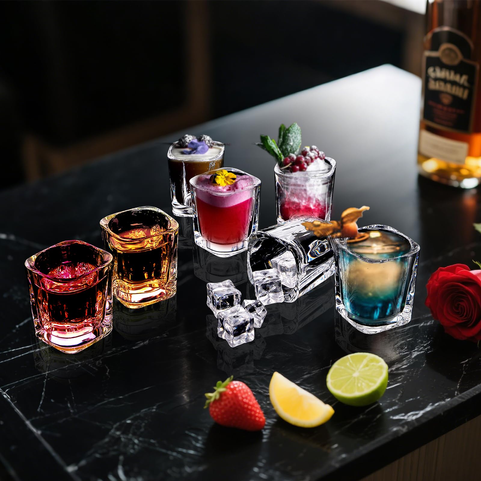 Lot de 30 verres à shot à base lourde, 62,4 g, verres à whisky carrés en vrac, petites tasses en verre épais pour vodka, tequila, expresso, liqueur, fournitures idéales pour les fêtes de bar