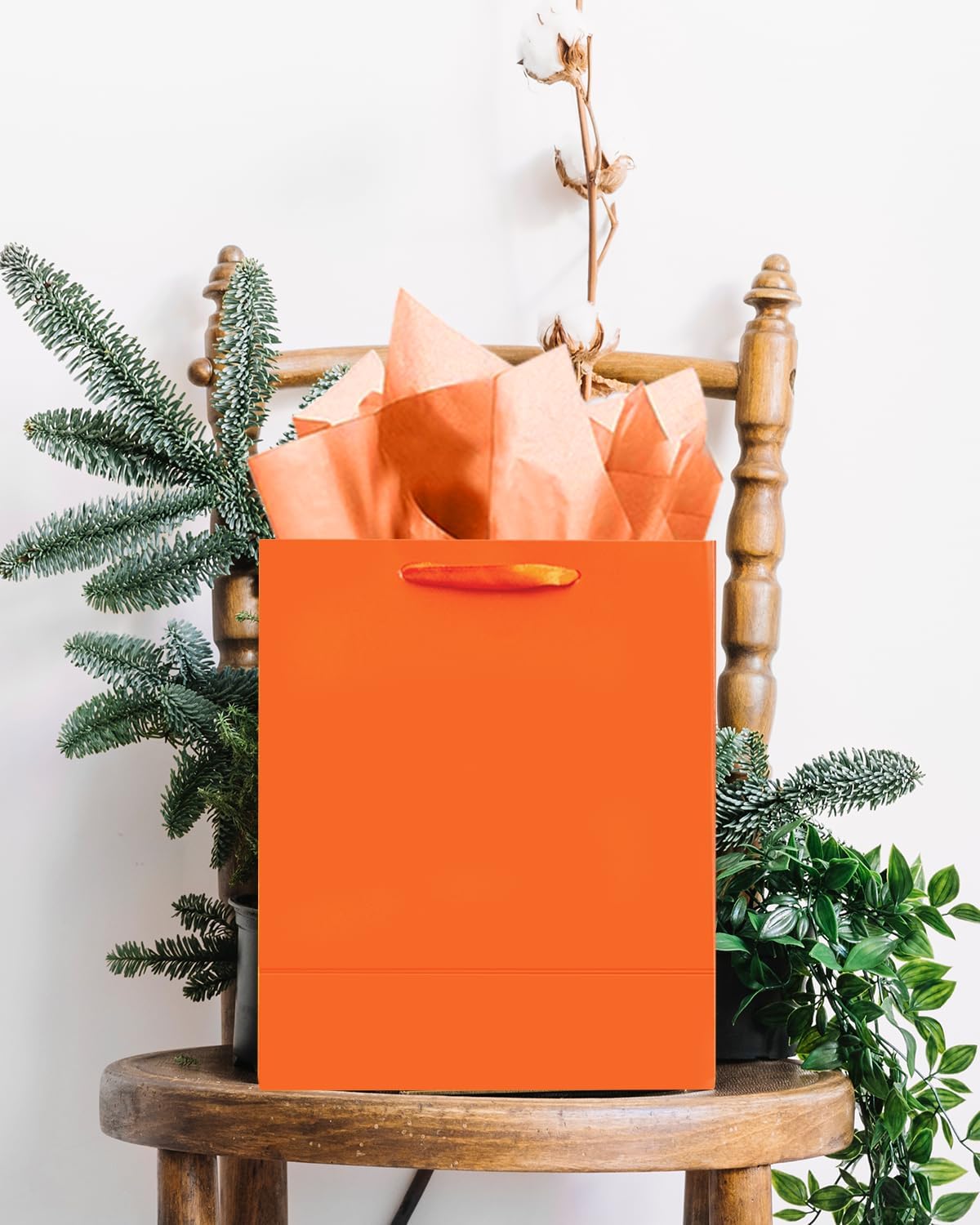 qiqee 24pcs Bright Orange Gift Bags with Tissue Paper for Wedding, Birthday, Party Supplies-7.9"x4.3"x9.6" Medium Size Cardboard Gift Bags（24pcs Bags + Tissue Paper ）