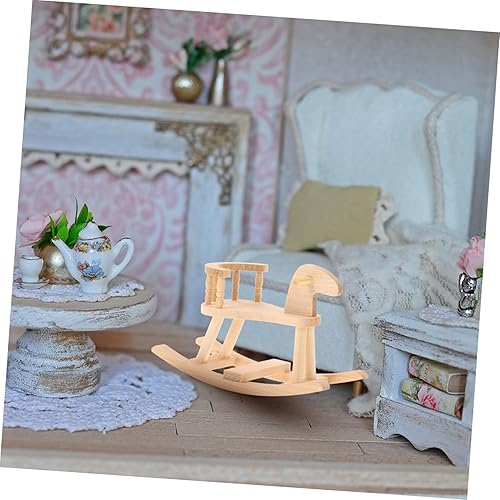 Miniatura 3 de Silla mecedora en miniatura Escala 1:12 Caballo mecedor de madera Mini casa de caballo de caballo modelo casa de muñecas Accesorios para muebles