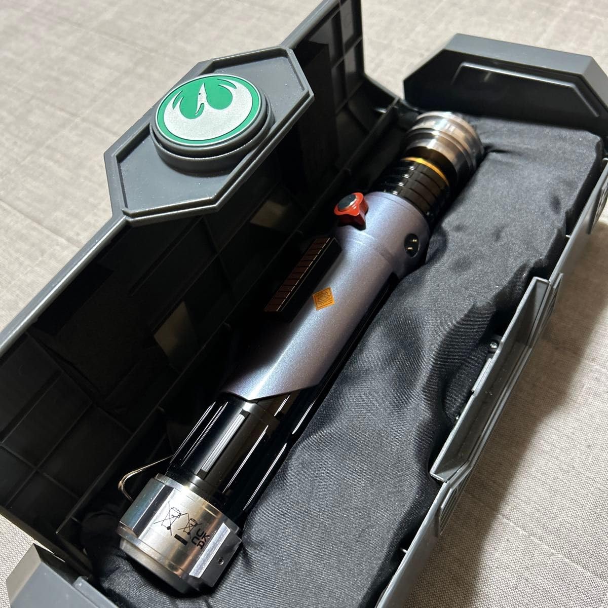 ギャラクシーズエッジ限定　エズラブリッジャー　ライトセーバー Amazon.co.jp: ギャラクシーズエッジ限定 エズラブリッジャー