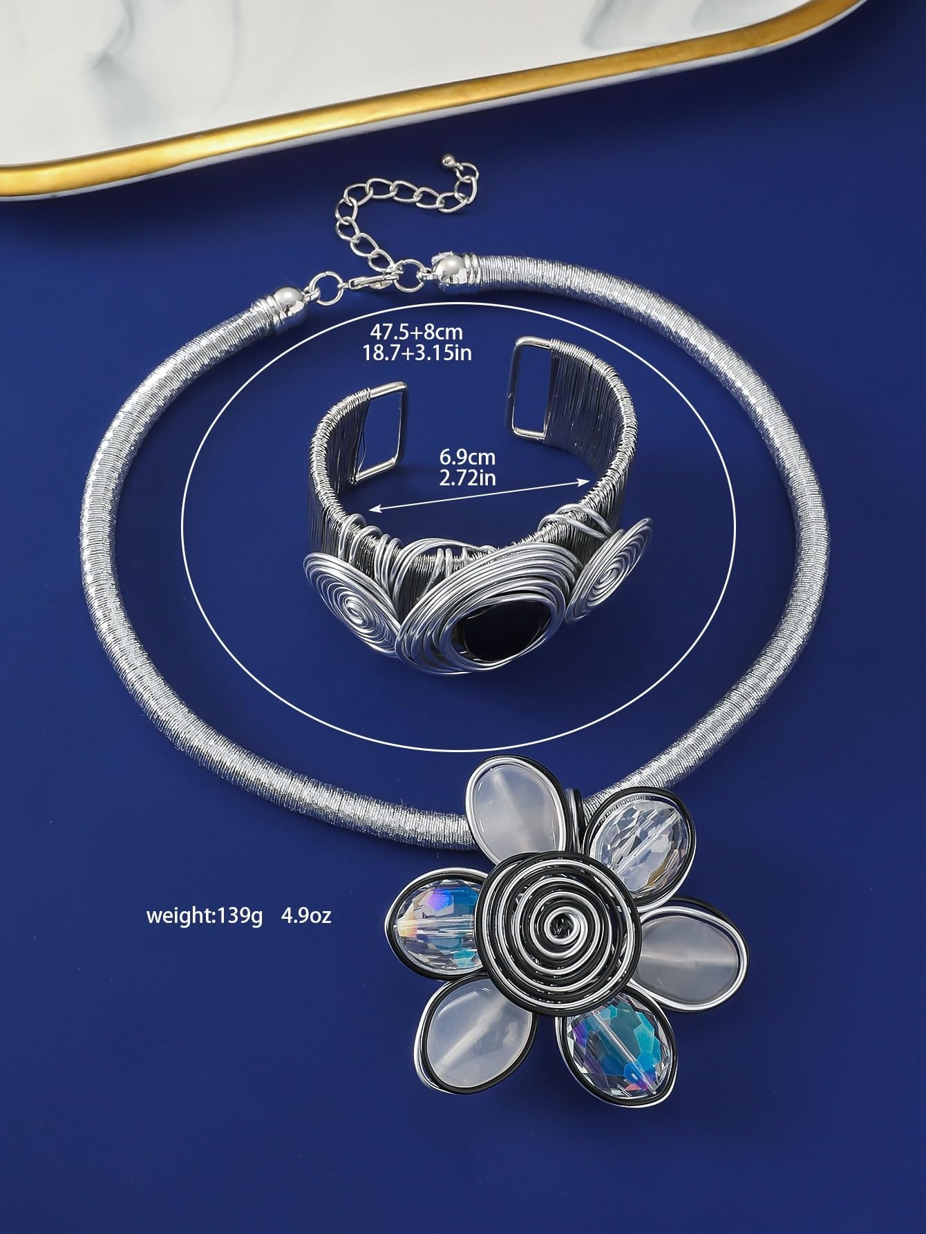 Set da spiaggia tropicale estivo, filo avvolto a mano, collana di cristalli con fiori a spirale, bracciale rigido, polsino impilabile