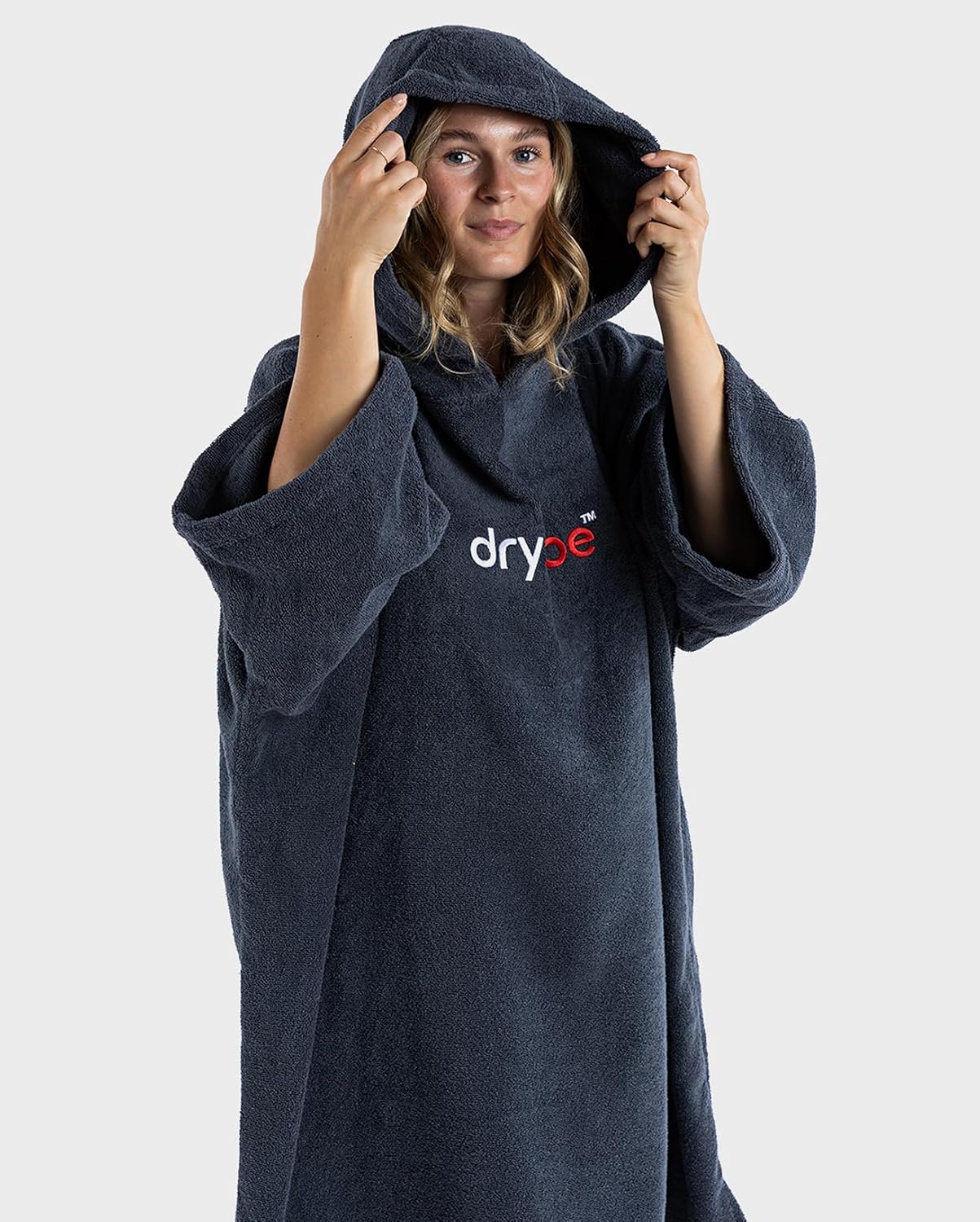 Dryrobe Towel Swim Robe - Hooded Surf Poncho Changing Robe - Organic Cotton - for Swimming, Beach, Surfing - Short Sleeve (Kids 10-13) Navy Blue - Image 6