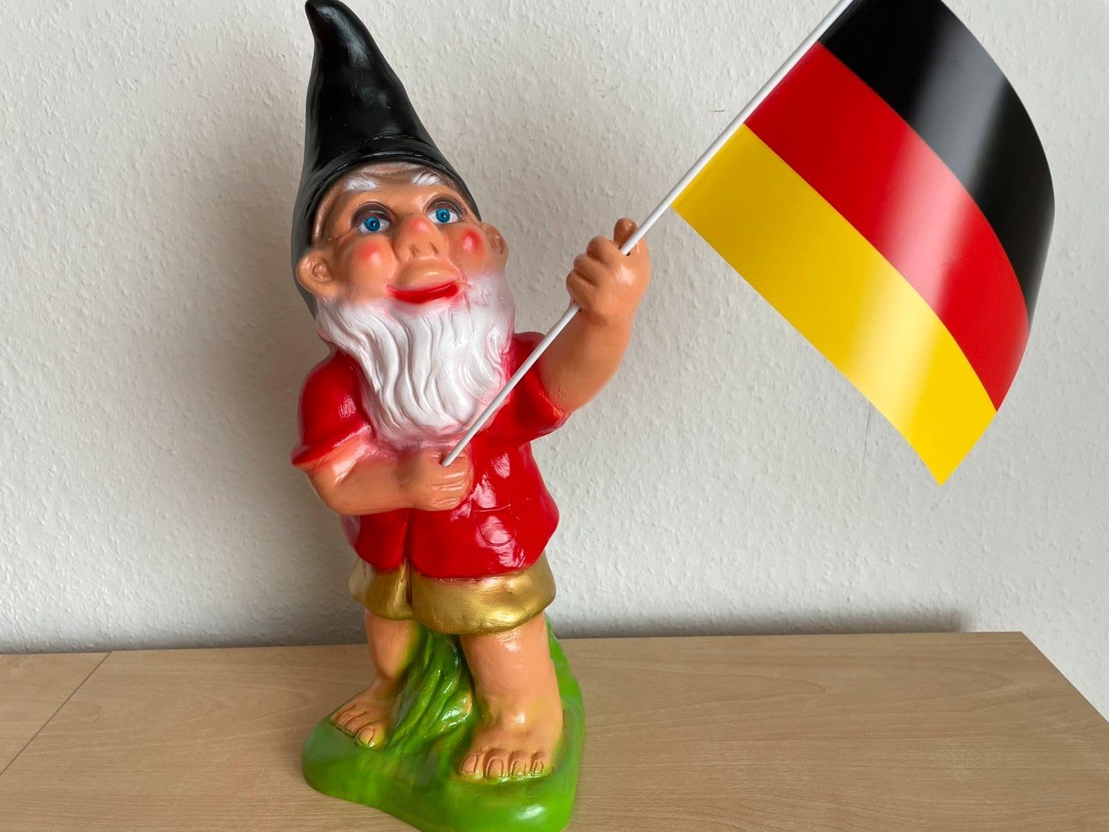 Generisch Gartenzwerg Schwarz/Rot/Gold mit Deutschland Fahne