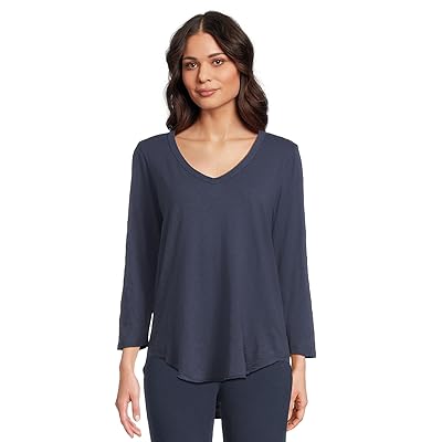 Mod o doc 3/4 Sleeve V Neck T Shirts with Curved Hem Women