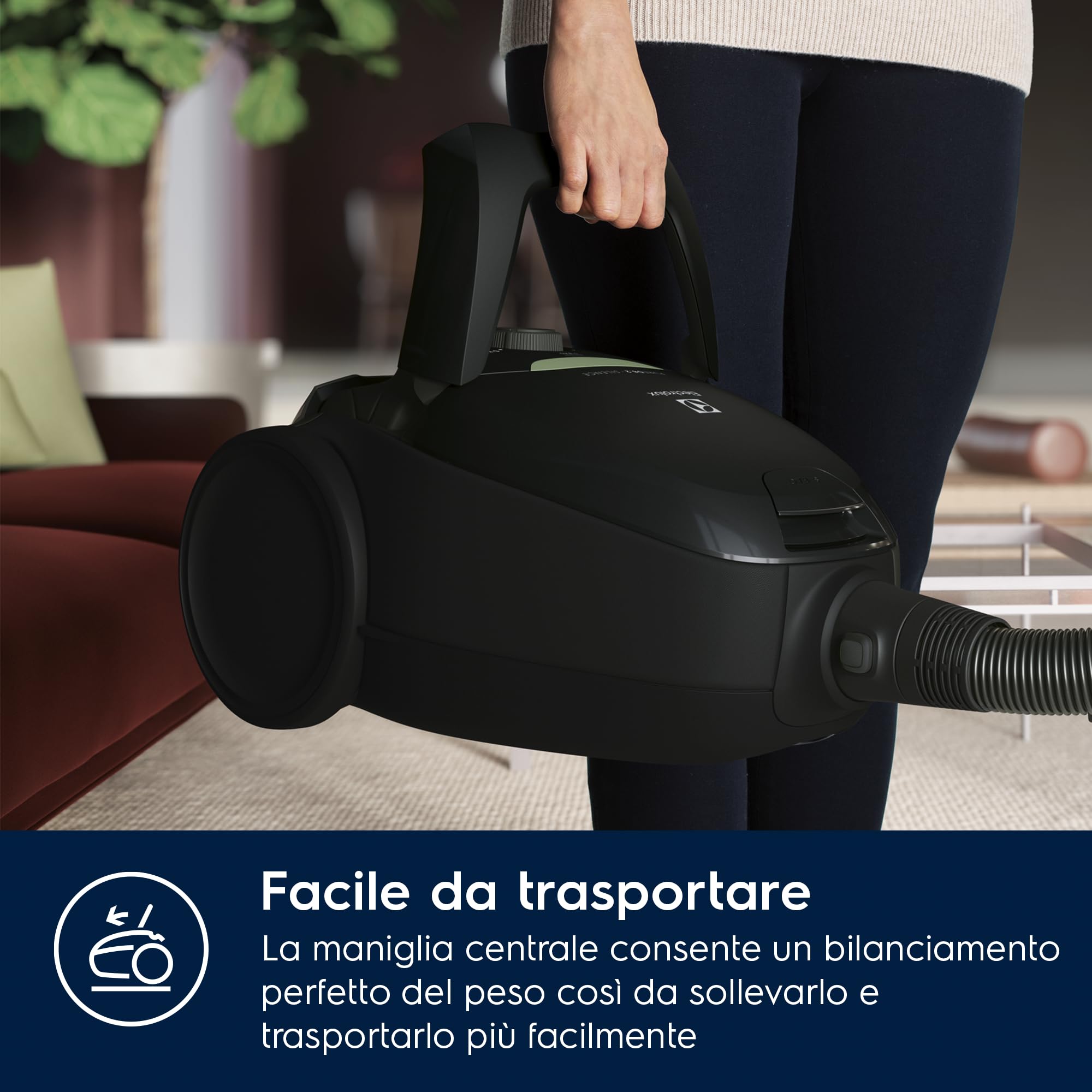 Electrolux PD82-GREEN, Aspirapolvere con Sacco Pure D8.2, Potenza Massima 600 W, Sistema di Aspirazione AeroPro, 2 Spazzole e Accessorio 3in1, Silenzioso 57 dB, Filtro HEPA