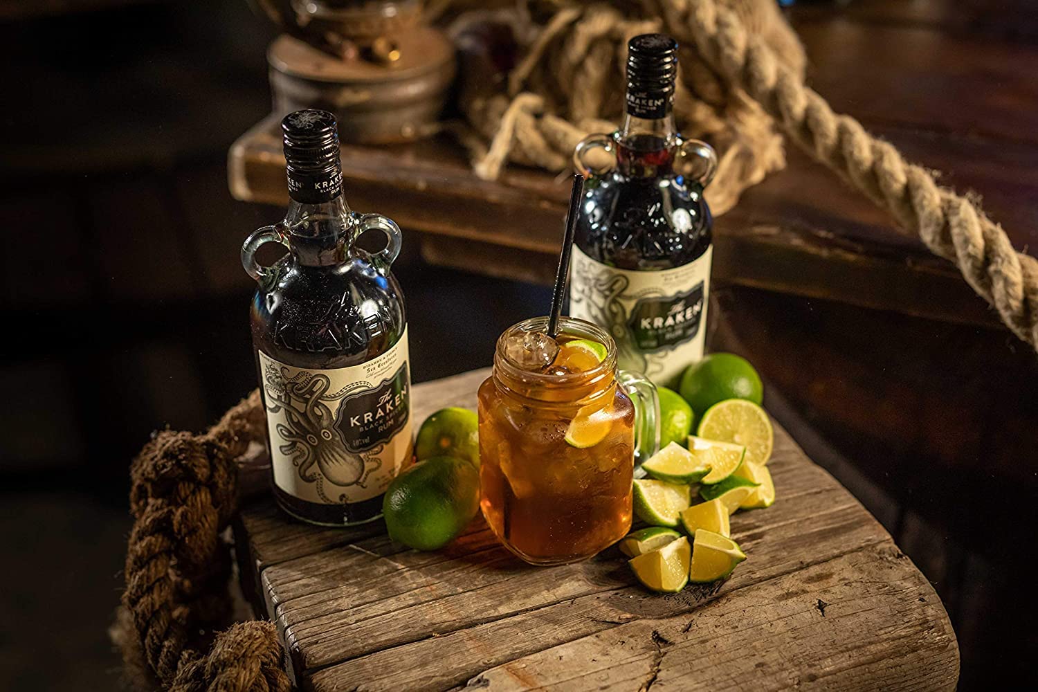 Kraken Black Spiced 40,0 Vol.-% in der Geschenkverpackung - Rum mit einzigartig-würzigem Geschmack (1 x 0,7 l)