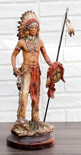 Miniatura 6 de Ebros Gift Camino de guerra listo para batalla, guerrero indio nativo americano, jefe tribal con tocado de batalla sosteniendo hacha de lanza