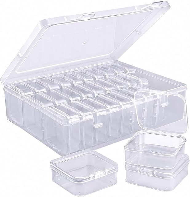 Mini Boîte de rangement en perles avec lids en plastique avec étiquette, petites pièces fournitures Beadig Artisans Organisateurs et conteneurs de stockage empilables (30, 5.5 * 5.5 * 2cm)