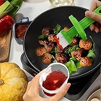 Vista 6 de Daily Treasures Paquete de 2 botellas de vidrio de aceite de oliva con boquilla precisa mejorada de 3.4 fl oz con botella de cepillo de aceite