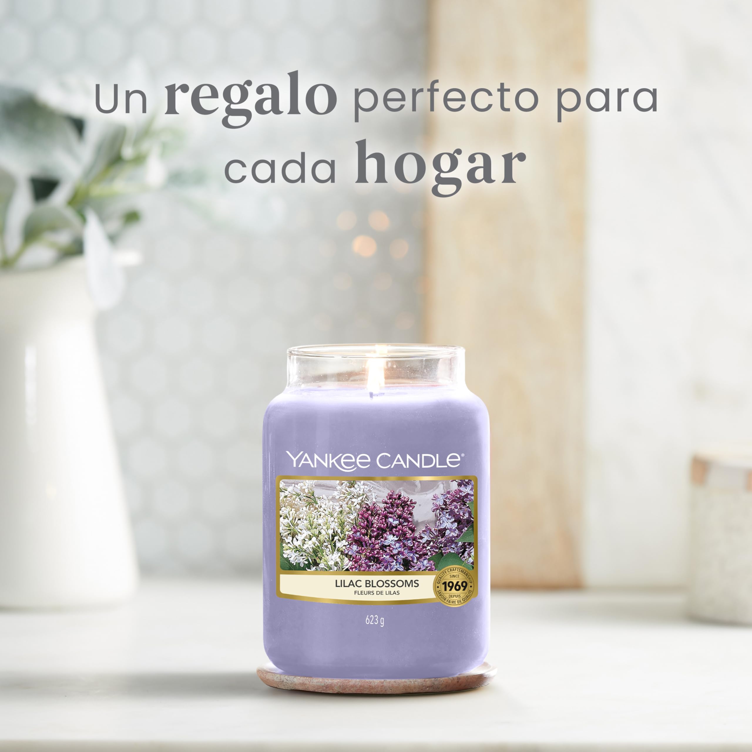 Yankee Candle Vela perfumada | Tarro grande Lilac Blossoms | Velas de larga duración: hasta 150 horas | Regalos perfectos para mujeres