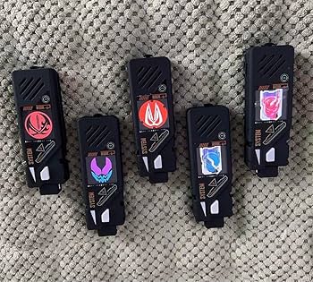 デジタルガイアメモリ クウガ〜ギーツまで変身音収録 Amazon.co.jp: デジタルガイアメモリ クウガ～ギーツ変身音収録